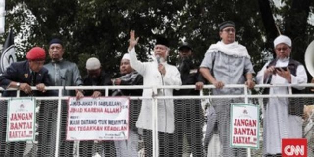 Catatan Dari Sidang MK(3): Rela Jual Kerbau Untuk Beli Tiket Ke Jakarta