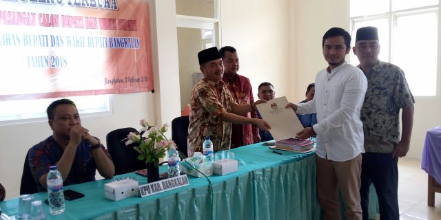 KPU Bangkalan Resmi Menetapkan Tiga Pasangan Calon