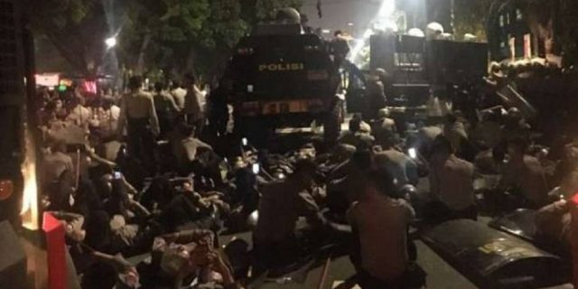 Demo Mahasiswa di Depan Istana Berakhir Ricuh