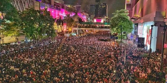 Agus Mualif : Mengapa Indonesia Banyak Demo Buruh