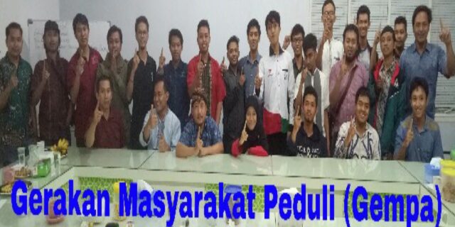 Masyarakat Surabaya peduli Palestina adakan jalan sehat