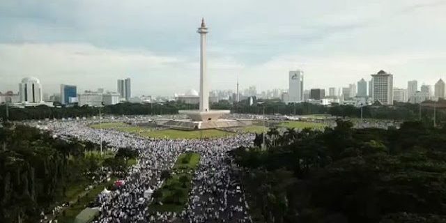 Menakjubkan, ini foto-foto udara reuni jamaah 212 di Monas Jakarta
