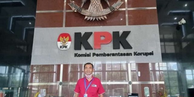 Gelar Profesor Eks Ketua KPPU Afif Hasbullah di Universitas Islam Darul Ulum Lamongan Janggal, Aktivis Anti-Korupsi Lamongan Minta Aparat Penegak Hukum Turun Tangan