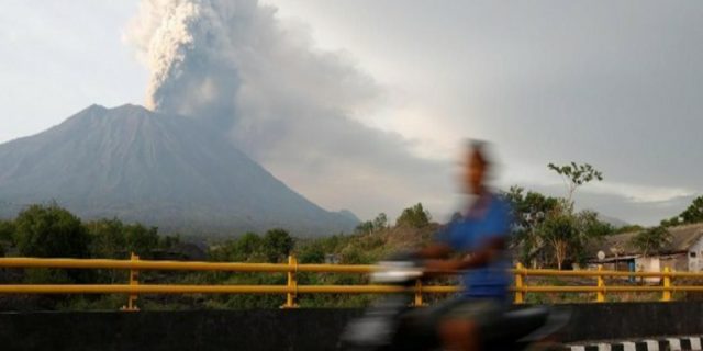 Cerita Dahsyatnya Letusan Gunung Agung Tahun 1963