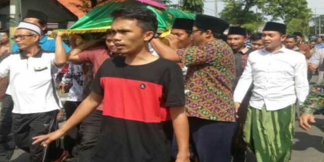 Penggalangan Dana Guru Dianiaya Murid di Sampang Capai Rp 200 Juta lebih