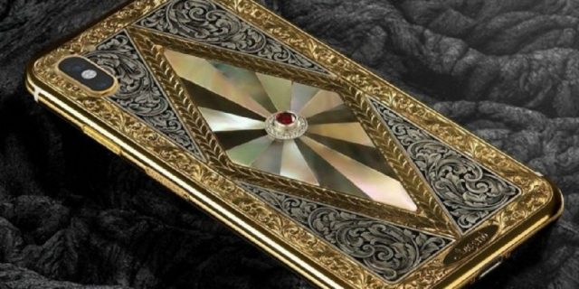 iPhone X bertabur berlian dan berlapis emas ini dijual puluhan juta