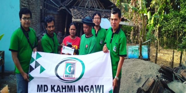 Kahmi Peduli : Baksos Kahmi Ngawi Ke Paron dan Kendal