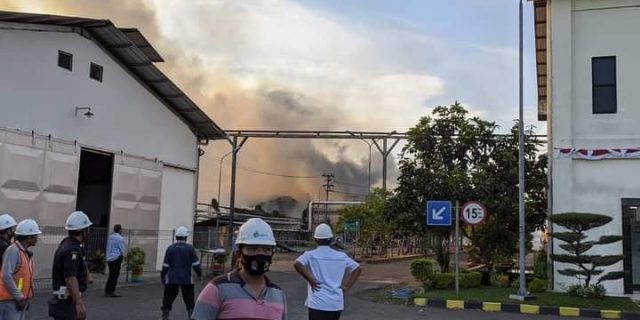 Pabrik Bioetanol Di Mojokerto Terbakar, Terdengar Ledakan Keras Warga Berhamburan Ketakutan