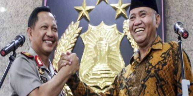 Cegah Episode Baru Cicak Vs Buaya!