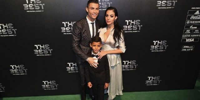 Cristiano Ronaldo dinobatkan sebagai The Best FIFA Men’s Player 2017