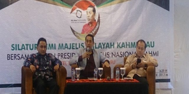Silaturahmi Ketua HIPKA di Riau, Kamrussamad : KAHMI harus mampu menjadi garda terdepan pengembangan ekonomi.