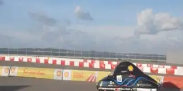 Mobil Sapuangin dan Nogogeni ITS juara di Singapura
